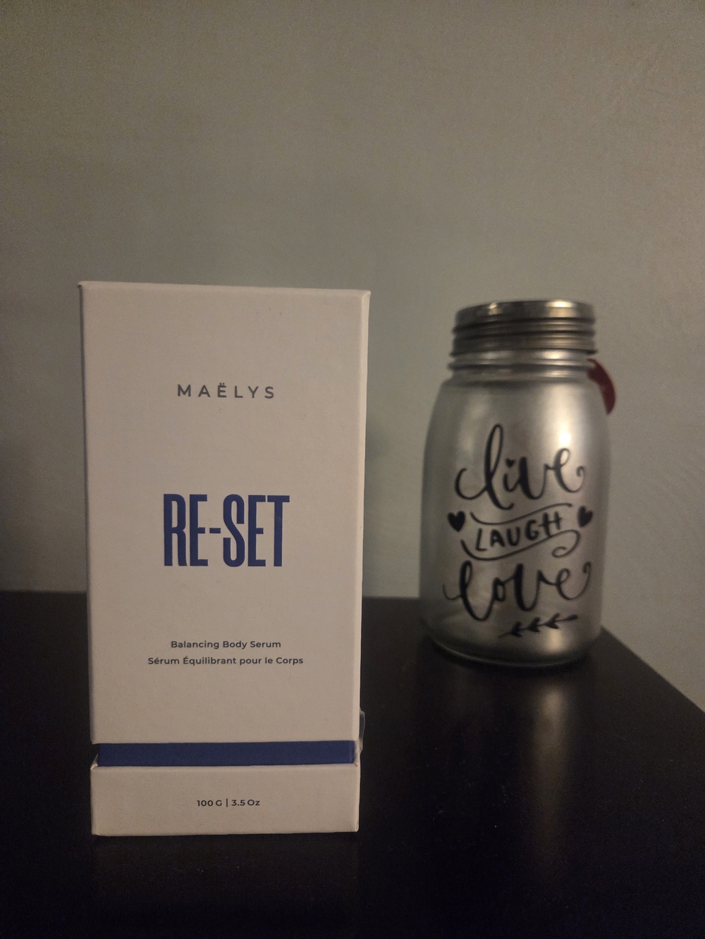 MAËLYS RE-SET Balancing Body Serum - White & Blue